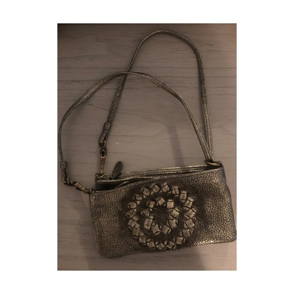 Bottega Veneta Vintage Gold Clutch - Picture 1 of 4